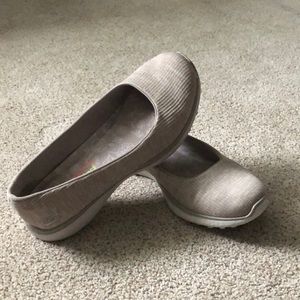 Sketchers Memory Foam Flats